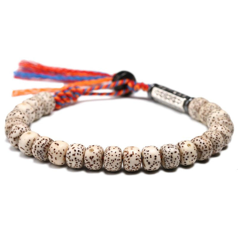 Pulseira em Prata Tibetana e Sementes Bodhi